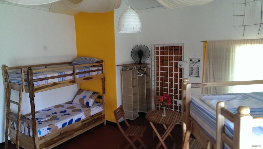 Germaican Hostel Port Antonio Chambre photo